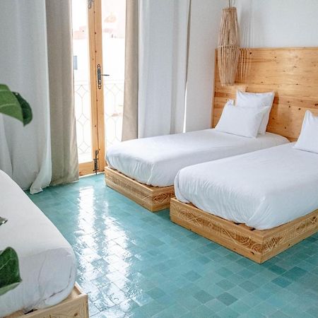 Blue Waves Boutique Hostel Tamraght Bagian luar foto