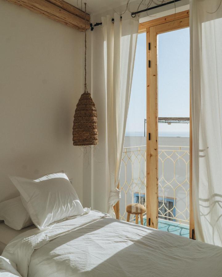 Blue Waves Boutique Hostel Tamraght Bagian luar foto