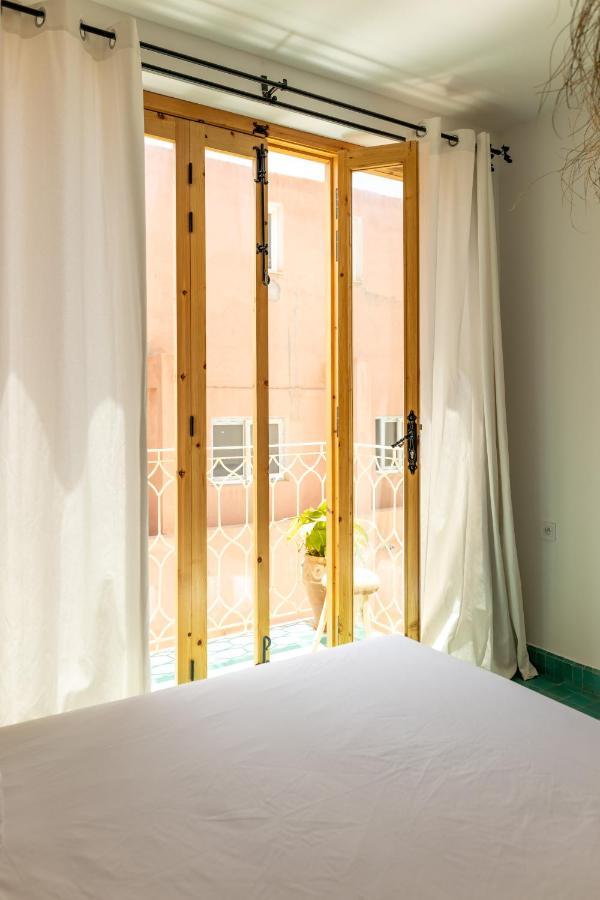 Blue Waves Boutique Hostel Tamraght Bagian luar foto