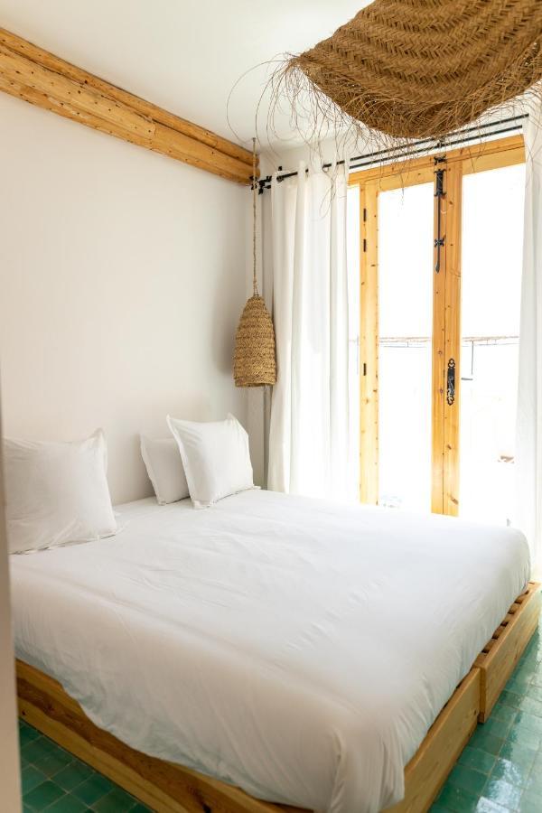 Blue Waves Boutique Hostel Tamraght Bagian luar foto